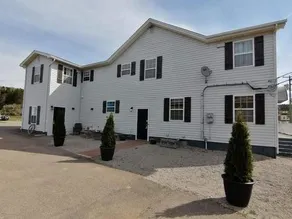 Captain's Inn - Image 2