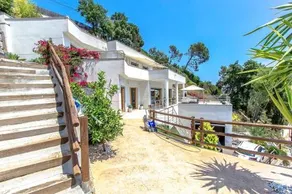 Villa Mestra - Image 2