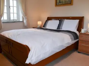 Aprils Cottage - Image 4