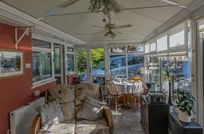 The Kiwi House - Image 5