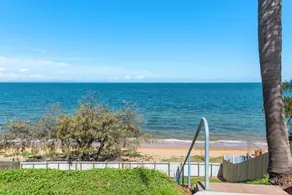 Bay Vista Two Bedroom Waterfront Apartment - Image 2