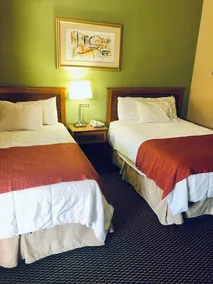 Relax Inn Guin - Image 3