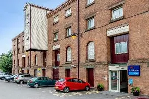 Travelodge Burton Upon Trent Central - Image 1