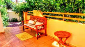 Deluxe Garden Flat Near Terra-Mítica - Image 3