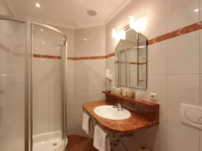 Modern Apartment in Fieberbrunn With Terrace - Image 3
