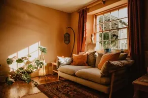 Holwell Holistic Retreat - Image 4