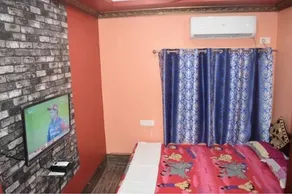 12 Homestay Apartments - Image 3