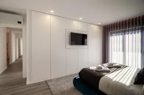 LED Apartment - Vista Alegre - Image 3