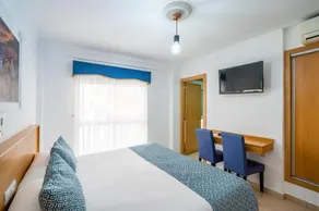 Hostal Residencial RR - Image 4