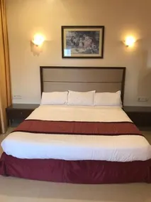 Kohinoor ATC Apartment| Rooms & Caretaker - Image 2