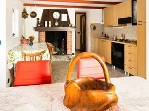 Vacation Property Located on the Lake - Image 1