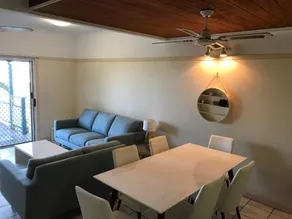 Beach Front Villa At Tangalooma - Image 3