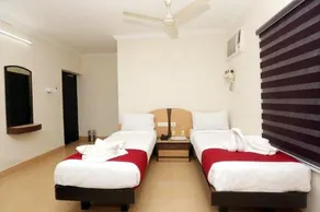 Empire Inn Hotel - Image 3