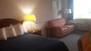 Audrey's Motel Mound City - Image 2