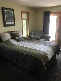 Sunny Slope Bed and Breakfast - Image 5