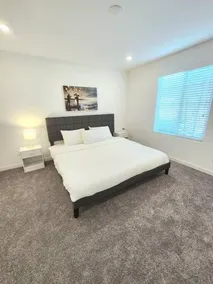 3 BD RM 7 miles from Las Vegas Strip - Image 3