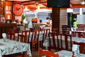 Patong Wannee Hotel - Image 4