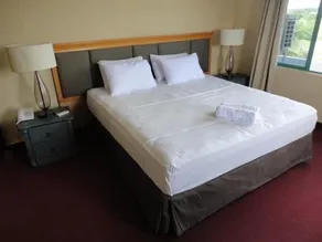 Lofty Holiday Resort - Image 2