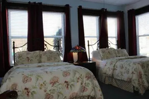 Ruebel Hotel - Image 2