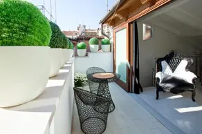 Casa Fortuny Luxury Apartment - Image 2