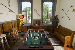 The Tinder Guest House - Image 5