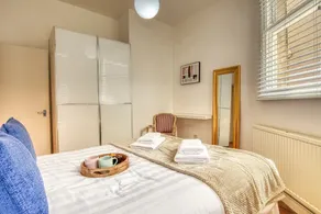 1 London Street - Image 3