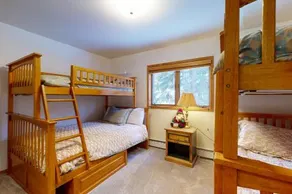 Large East Vail Chalet - Hot Tub - Close to Bus - Image 3