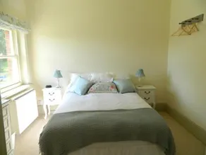 Riverview Apartment - Image 2