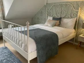 The Broomsquire Hotel - Image 3