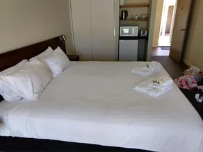 Tranquility Apartment - Image 2