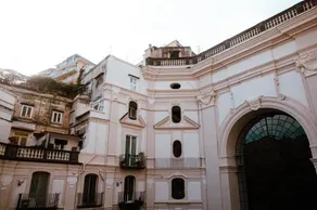 Suite Palazzo Serra di Cassano - Image 3