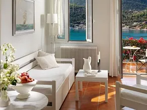 Odyssey Apartments - Image 2