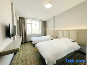 Beiliu Tian Tian Jie Bao Hotel (Beiliu Bus Station Pedestrian Street Food City Store) - Image 3