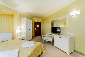 Hotel Alisa - Image 2
