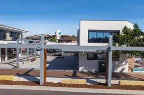 Bridge View Apartments - Image 3
