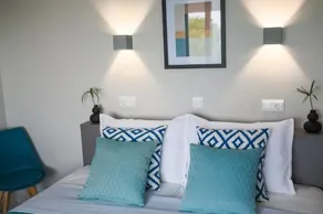 Joya Ofrynio Stylish Suites - Image 5
