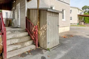 Humble home with free breakfast offered if requested - Image 5