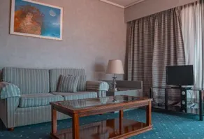Lion Hotel - Image 5