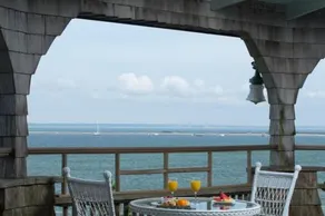 Land's End Inn - Image 4