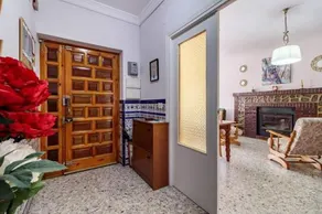 Chalet acogedor con piscina muy cerca de Granada - Image 2