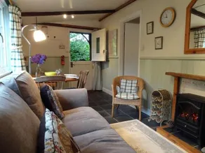 Tawcroft Cottage - Image 2