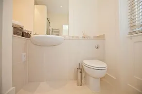 Lower Belgrave Street Apartments - Image 2