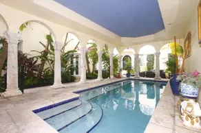 Orchid House - Image 4