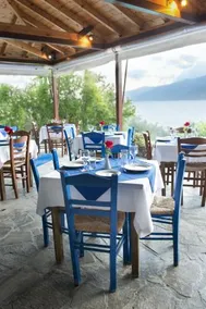 Kotronas Bay Bungalows - Image 5