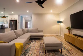 Spacious 4 Bedroom Family Home With Patio and BBQ - Image 3