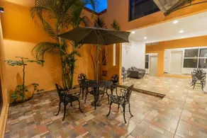 Yabanhi Hostel - Image 2