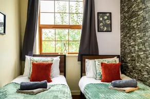 Rochdale Riverside Retreat - Image 3