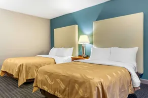 Rodeway Inn - Image 2