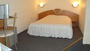 Hotel Zdravets - Image 2
