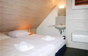 Three-Bedroom Holiday Home in Kirchheim Niederaula - Image 3